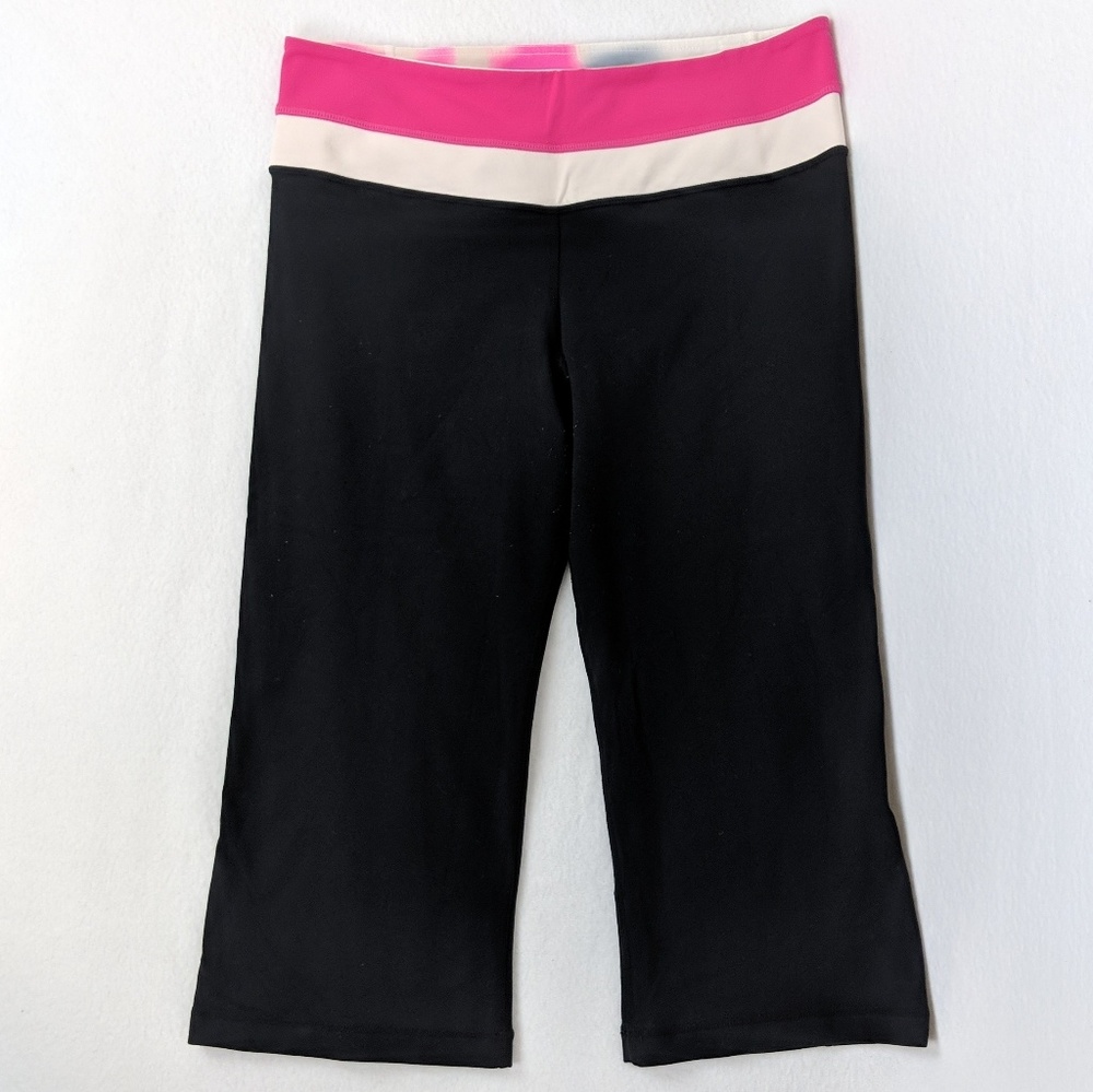 Lululemon groove crops